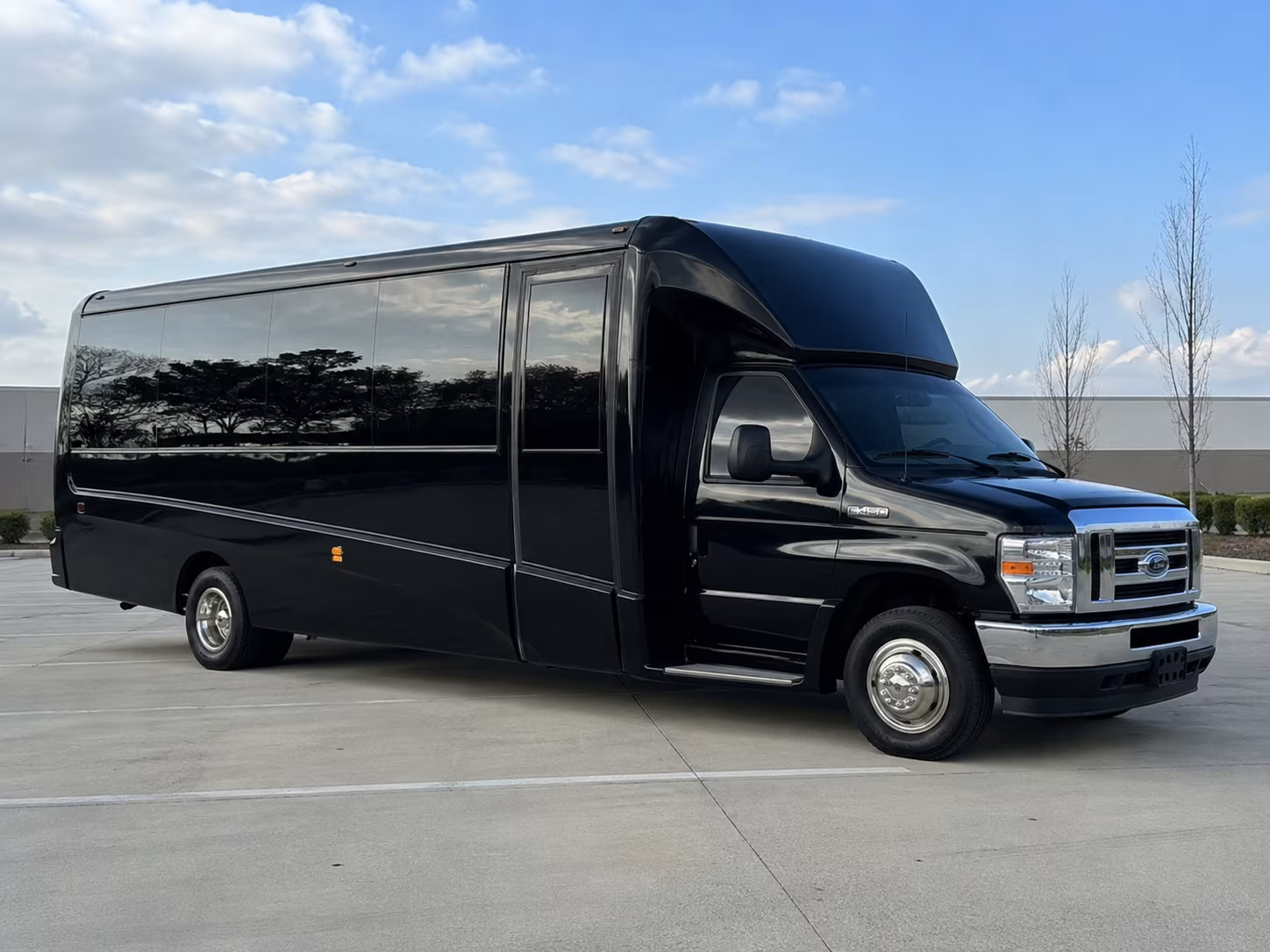 gainesville hospital and campus shuttle bus rentals