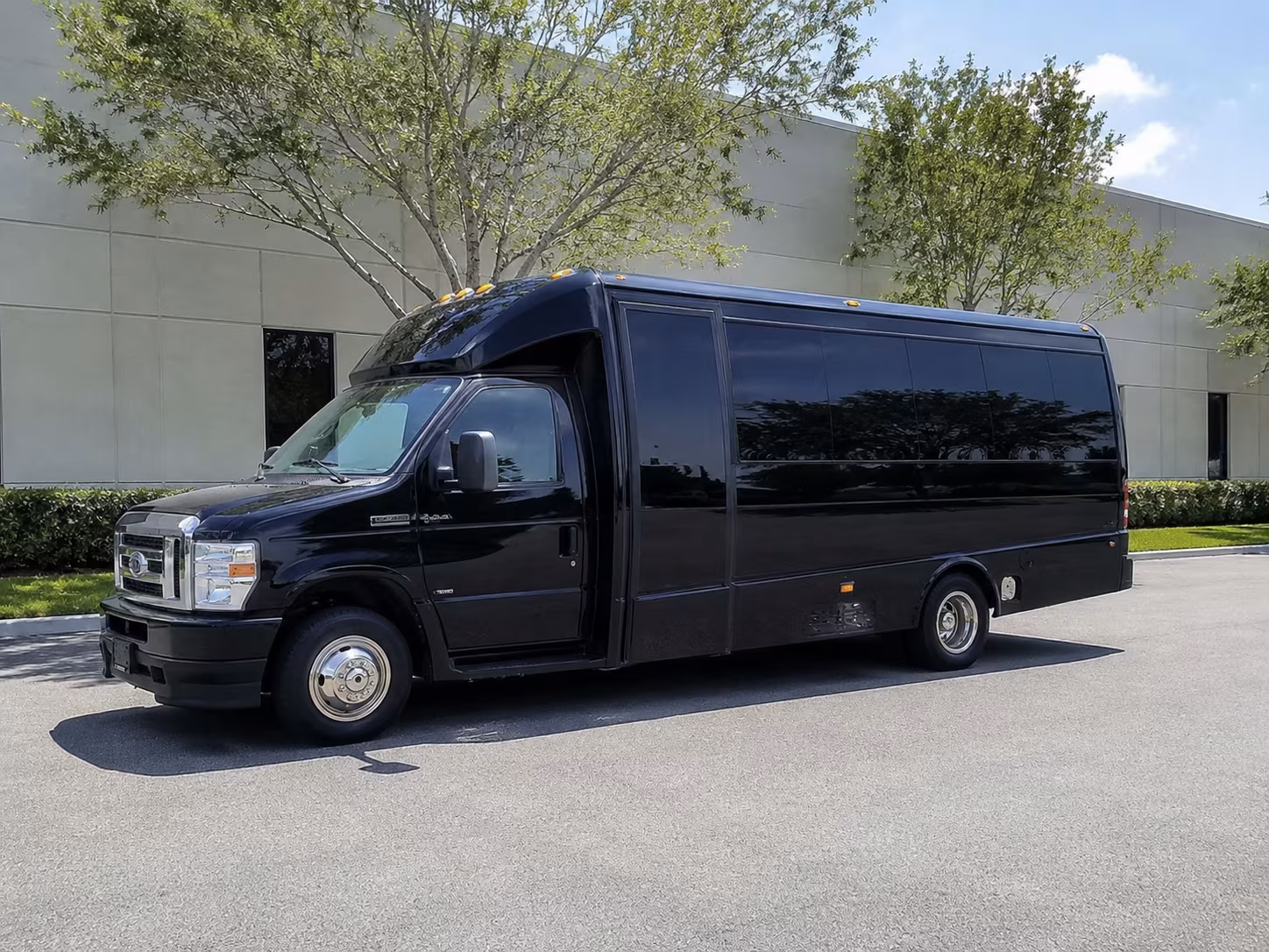 wine event transportation from gainesville to island grove wine company tasting house